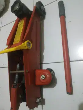 Dijual Dongkrak Buaya Hydraulic Floor Jack