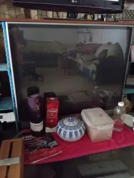 Tv proyektor toshiba 43 inch
