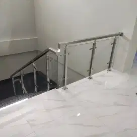 Reling kaca railing balkon stenlis & kanopi alderon solarflat solartuf