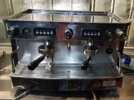 Mesin Espresso Profesional – Bikin Kopi Seenak Barista di Rumah