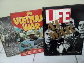 Buku perang vietnam