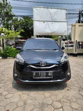 [VIP Dealer] Toyota Sienta V Matic 2019 Termurah Dp9JT