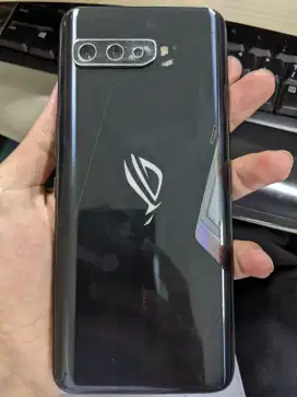 Asus ROG Phone 3 RAM 8GB ROM 128GB ex garansi resmi