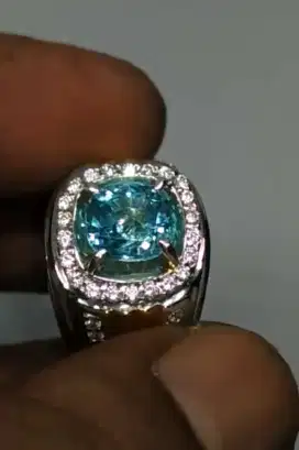 NATURAL BLUE ZIRCON.