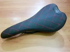 Sadel Saddle Patrol Lebar 135mm