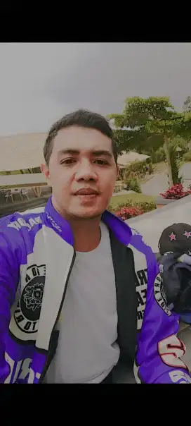 MENCARI PEKERJAAN