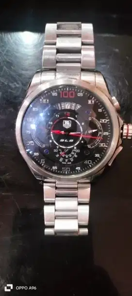 Jam tag Heuer jarang pakai karna banyak koleksi mu kurngi koleksi saja