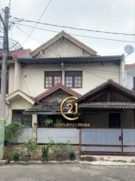 Rumah siap huni di Bintaro sektor 2 dekat Stasiun