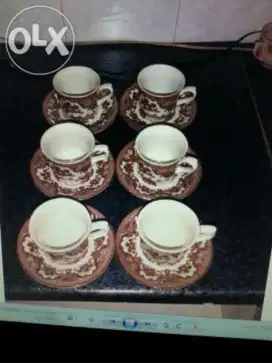Cangkir set keramik atau kaca baru dan murah