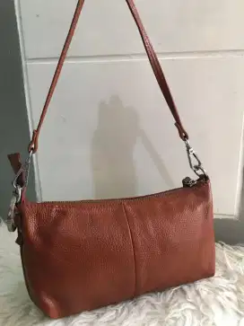 Tas solder From b kulit asli mulus banget ( 24 x 14)