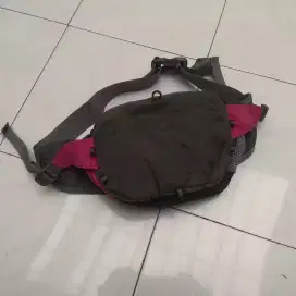 Tas pinggang outdoor kolon sport