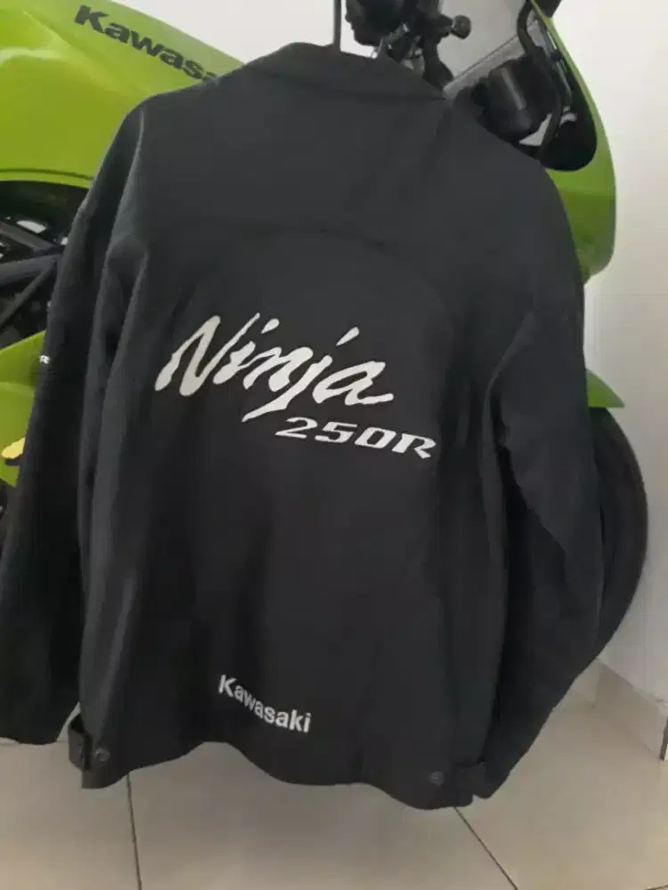 Jaket kulit kawasaki ninja 250 original bawaan dealer