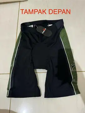 For Sale Celana Sepeda Original 100% DIADORA New Size S beli di SS