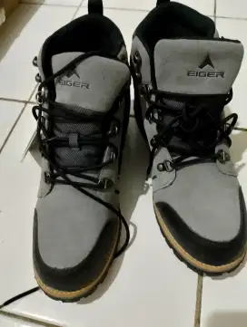 Sepatu Eiger Hiking Boots