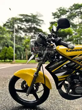 Jual Kawasaki ninja ss kuning (asli) “rare”
