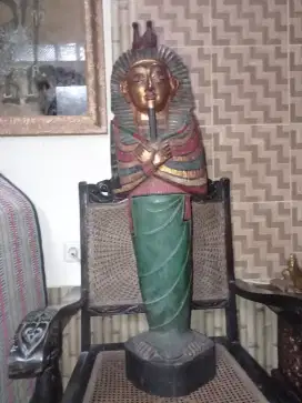 PATUNG FIRAUN MESIR