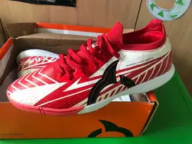 Sepatu Futsal Ortuseight Catalys Liberte Infinity ORI