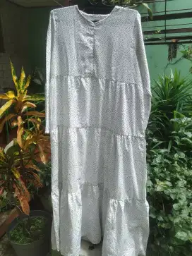 DRESS GAMIS PUTIH MOTIF