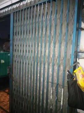 Service folding gate rolling door murah bergaransi