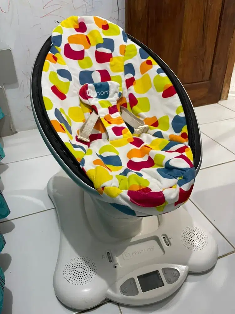 Mamaroo 4moms bouncer ayunan bayi