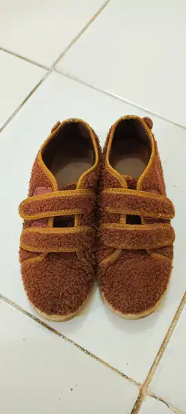 Sepatu keith anak