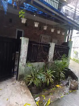 Dijual Rumah Kontrakan 2LT di Gng Putri,Bgr, 1 gate dgn Legenda Wisata