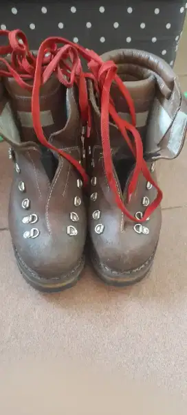 Dijual sepatu pria