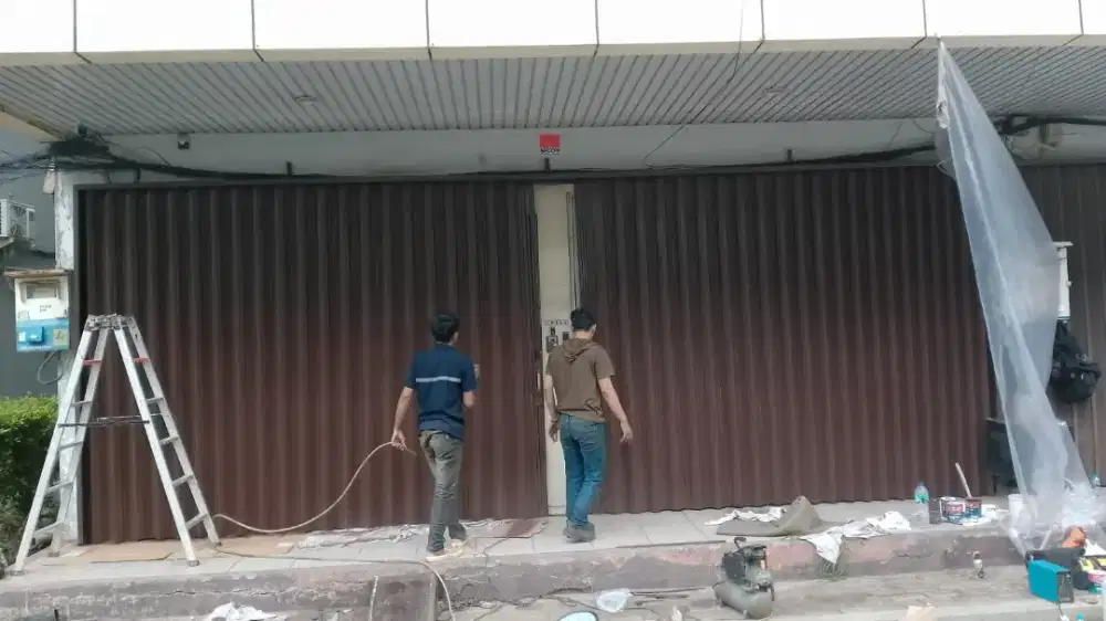 Jasa servis dan pasang baru rolling door bergaransi seJABODETABEK