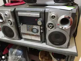 Samsung Audio Speaker and radio