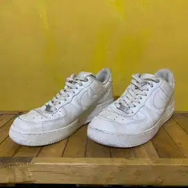 Sepatu Sneakers Nike Air Force 1