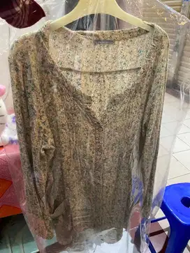 Baju kemeja perempuan