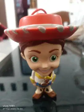 boneka pajangan toystory JESSIE original ada tali gantung, VIA WA