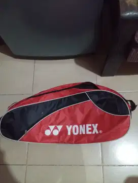 Raket yonex dan linning dan tas bedminton