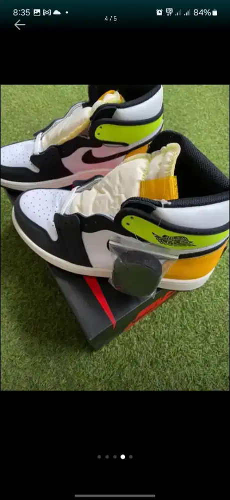 Air jordan 1 retro high OG volt gold