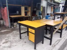 Meja giro minimais