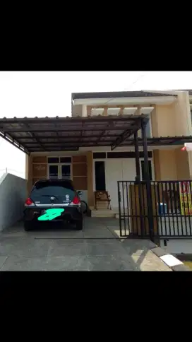 Dijual rumah 2 lantai rapih dikemang 5 Siap Huni,Bekasi Selatan