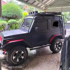 Suzuki Jimny SJ410 modif seperti wrangler