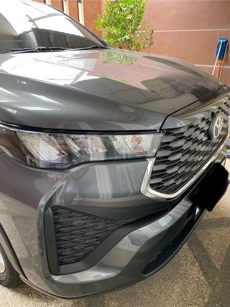 Zenix G A/T. KM  2 Rb Like New