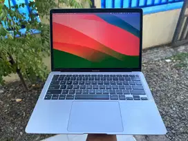 JUAL MACBOOK AIR M1 256 GB 13inch ex garansi resmi