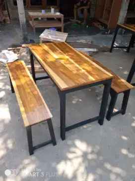 Meja warungan ready