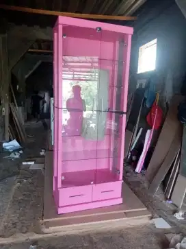 Lemari hias Lampu