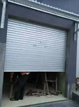 Pintu Roling door