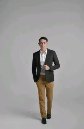 Jas slimfit Hitam Modern