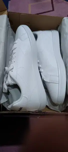 Reebok Royal unisex white