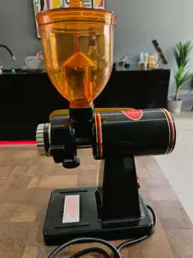 Coffee Grinder Latina 600N