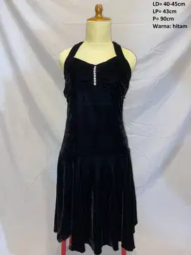 Preloved Dress Party Gown Gaun Elegant Mewah Gaun Beludru Hitam