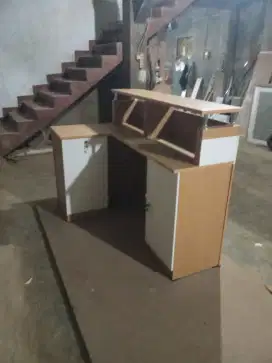 Meja Usaha TerLariss