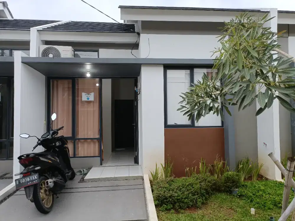Disewakan Rumah ada AC & Tempat Tidur, 1 Juta/ Bulan