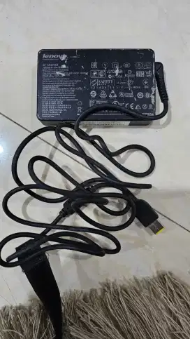 Adaptor Laptop Lenovo ColoKan kotak kuning second original