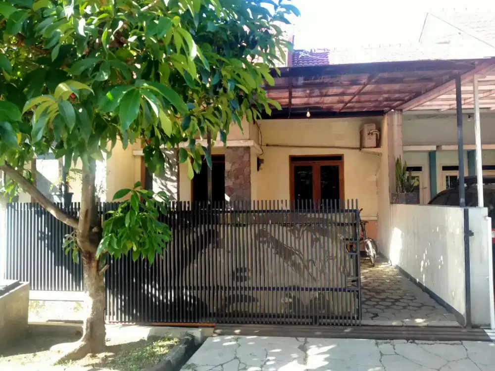Rumah Antapani Nyaman dan Asri